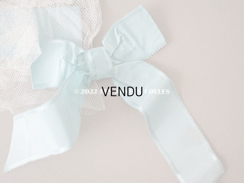 画像18: 1900年代 アンティーク ドレスの胸飾り＆付け袖　3点セット 淡いブルーのシルクリボン＆手編みのレース