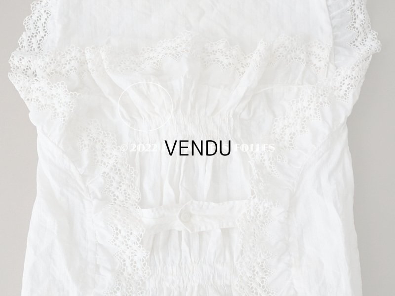 画像10: アンティーク ピンクのシルクリボンが結ばれた　赤ちゃんのおくるみ