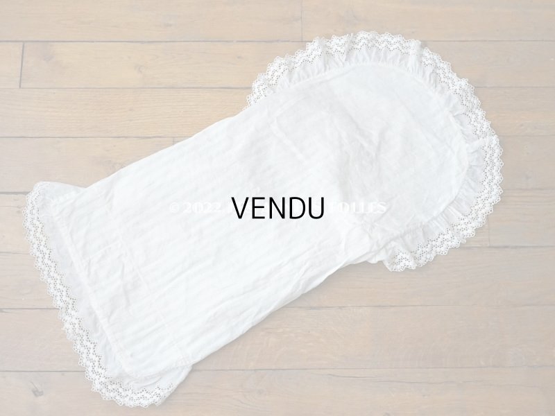 画像17: アンティーク ピンクのシルクリボンが結ばれた　赤ちゃんのおくるみ