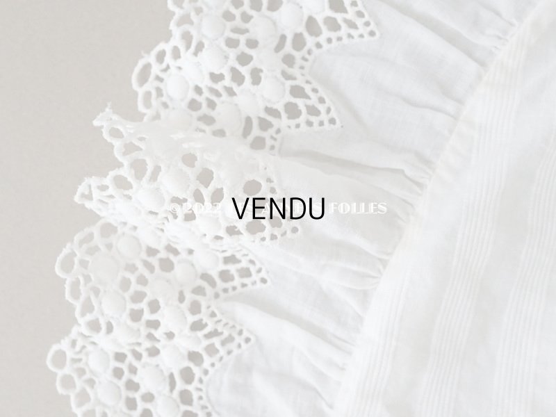 画像8: アンティーク ピンクのシルクリボンが結ばれた　赤ちゃんのおくるみ