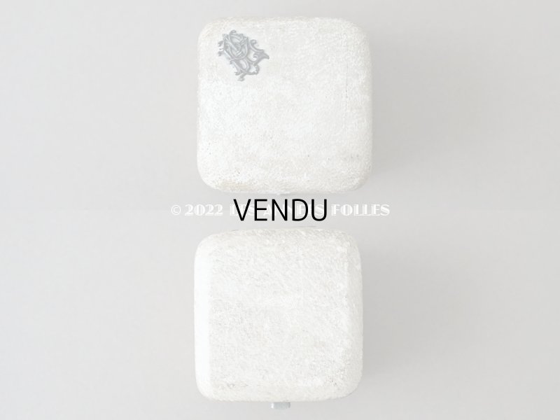 画像4: アンティーク 本革製 リングボックス 　ダブルモノグラムのメタルモチーフ付き　　ジュエリーボックス 