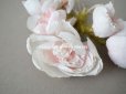 画像7:  アンティーク 薔薇の布花 クォーターロゼット咲き コサージュ