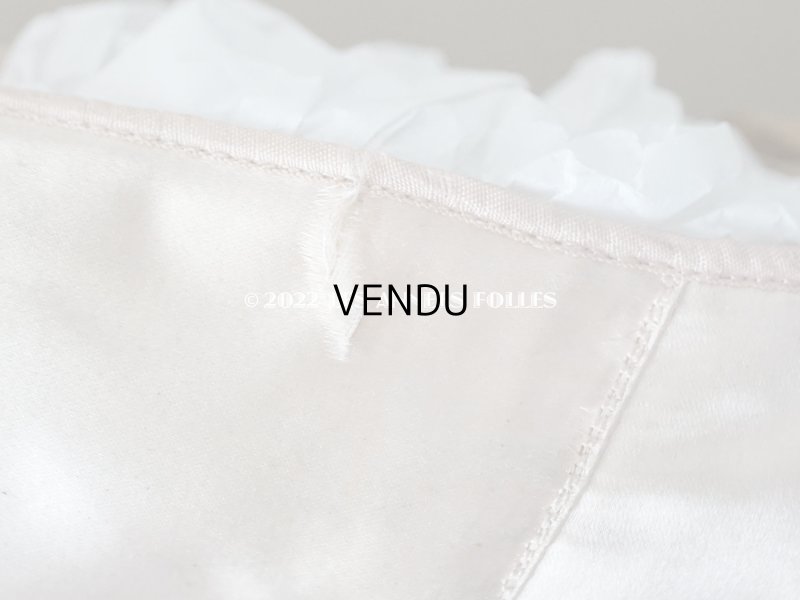 画像9: 1860~1870年代 ナポレオン3世時代 アンティーク 小さなシューズ パウダーピンクのシルクサテン