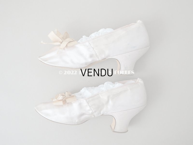 画像10: 1860~1870年代 ナポレオン3世時代 アンティーク 小さなシューズ パウダーピンクのシルクサテン