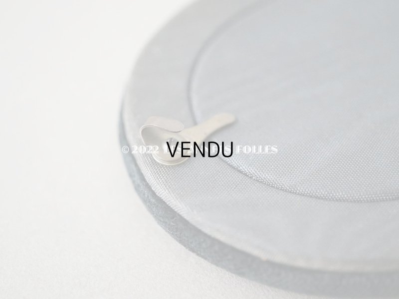 画像7: アンティーク リボンが結ばれた ベルベットのフォトフレーム  