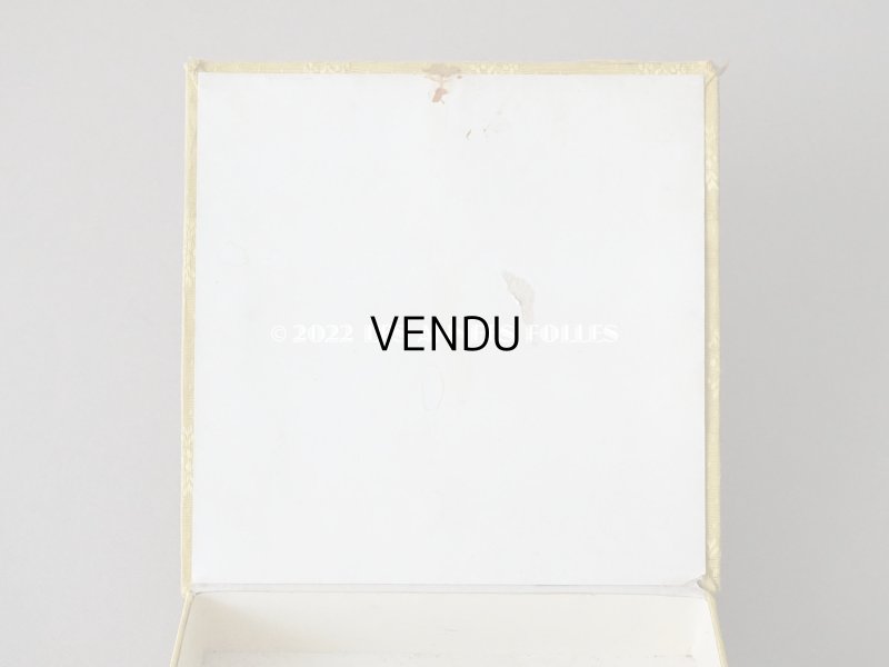 画像15: 1920年代  アンティーク リボン刺繍入り お菓子箱