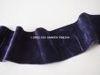 画像2: アンティーク シルク製 幅広 ベルベットのリボン 深紫 幅8.4cm　ダブルフェイス (2)