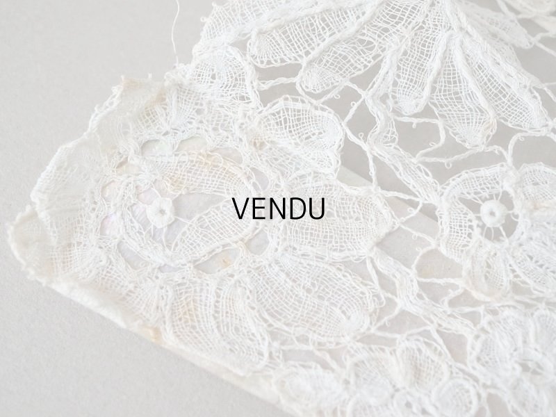 画像14: 1900年代 アンティーク  箱入り　デュシェスレースの大きなファン 彫刻入りマザーオブパール