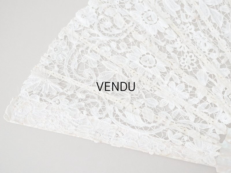 画像13: 1900年代 アンティーク  箱入り　デュシェスレースの大きなファン 彫刻入りマザーオブパール