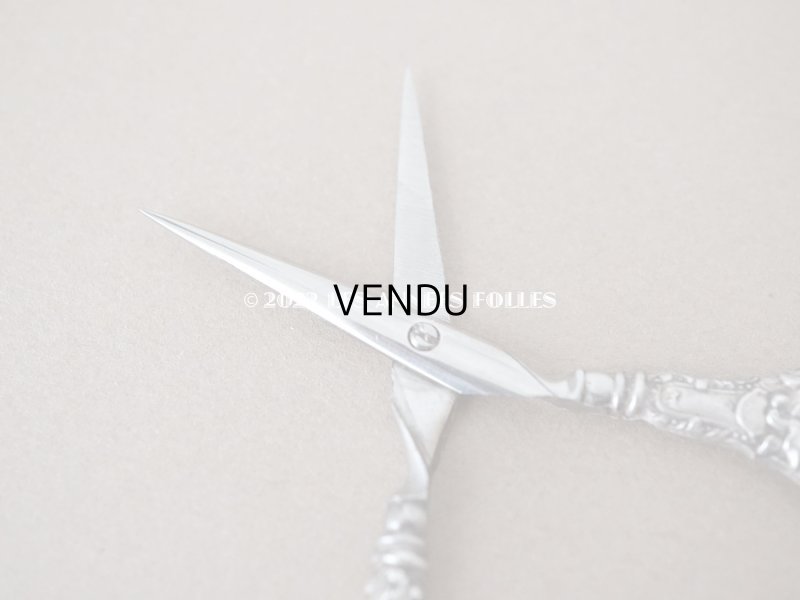 画像7: 1900年代 アンティーク シルバー製 鳥＆薔薇 裁縫道具セット 目打ち&ニードルケース&ハサミ