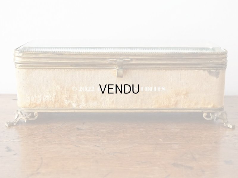 画像4: 19世紀 アンティーク 大きなジュエリーボックス ゴールドのシルク製クッション