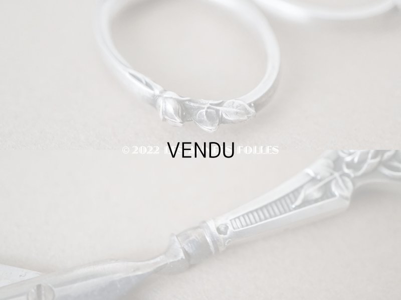 画像10: アンティーク シルバー製 薔薇の裁縫道具セット 