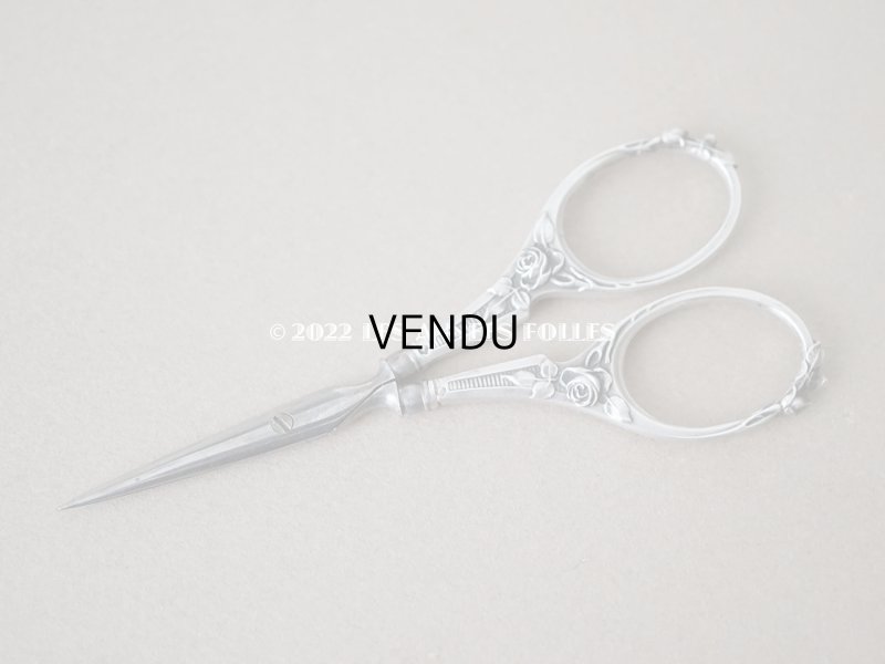 画像8: アンティーク シルバー製 薔薇の裁縫道具セット 