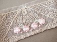 画像3: 1930年代  アンティーク 淡いピンクの薔薇刺繍入り グレー・ベージュのレース　1.48m (3)