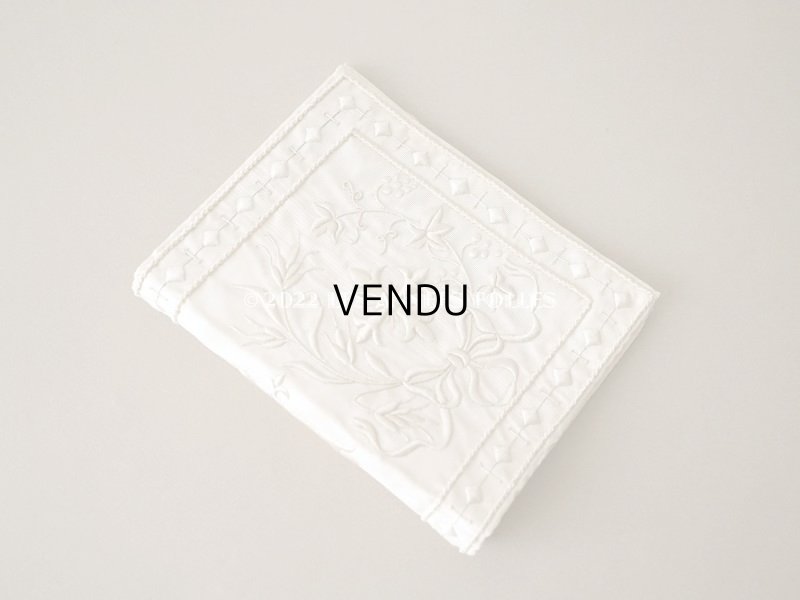 画像4: 1900年代 アンティーク 聖書カバー　ホワイトワークのイニシャル入り 