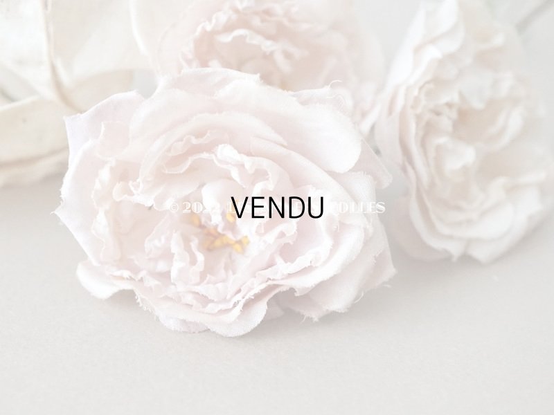 画像7:  アンティーク 薔薇の布花 4輪のブーケ クォーターロゼット咲き パウダーピンク