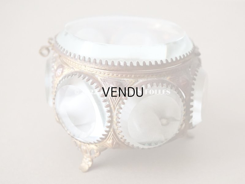 画像14: 19世紀末 アンティーク ジュエリーボックス パウダーブルーのクッション ラウンド型 ロカイユ装飾の脚