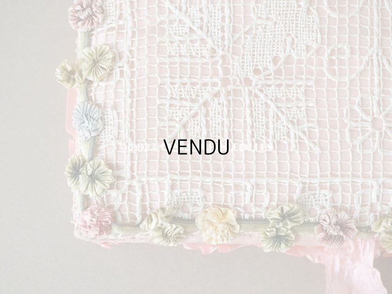 画像3: 1900年代 アンティーク シルク製 小さなハンキーケース  ロココモチーフ&フリル ハンカチ用ポシェット 