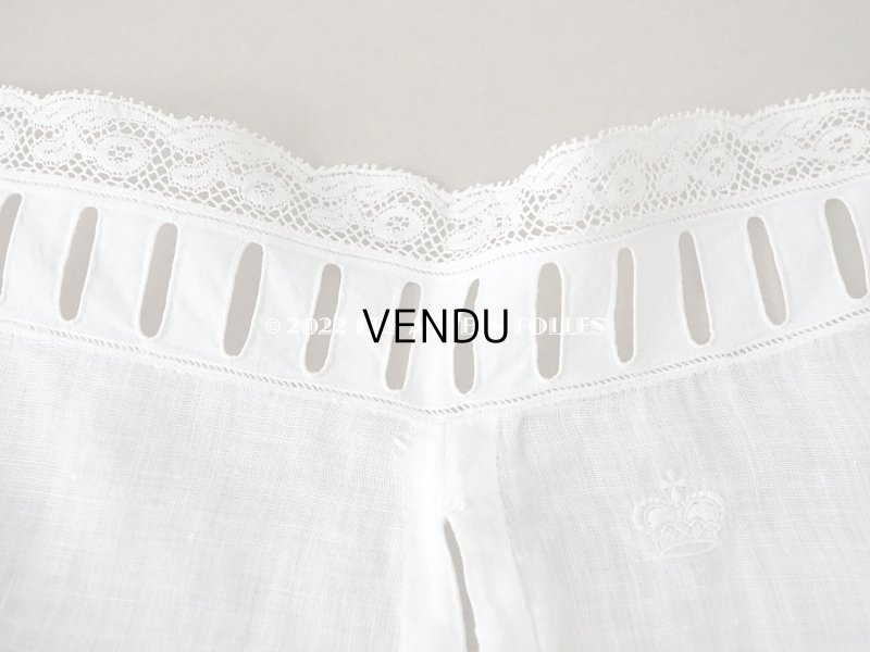 画像4: 1900年代 アンティーク ペチコート 王冠紋章の刺繍入り ピンクのリボン&手編みのヴァランシエンヌレース