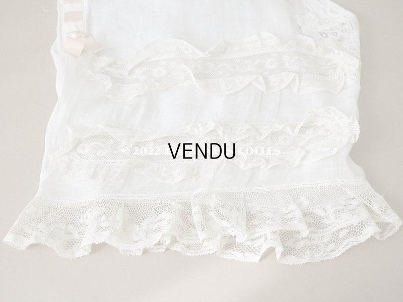 画像9: 1900年代 アンティーク ペチコート 王冠紋章の刺繍入り ピンクのリボン&手編みのヴァランシエンヌレース