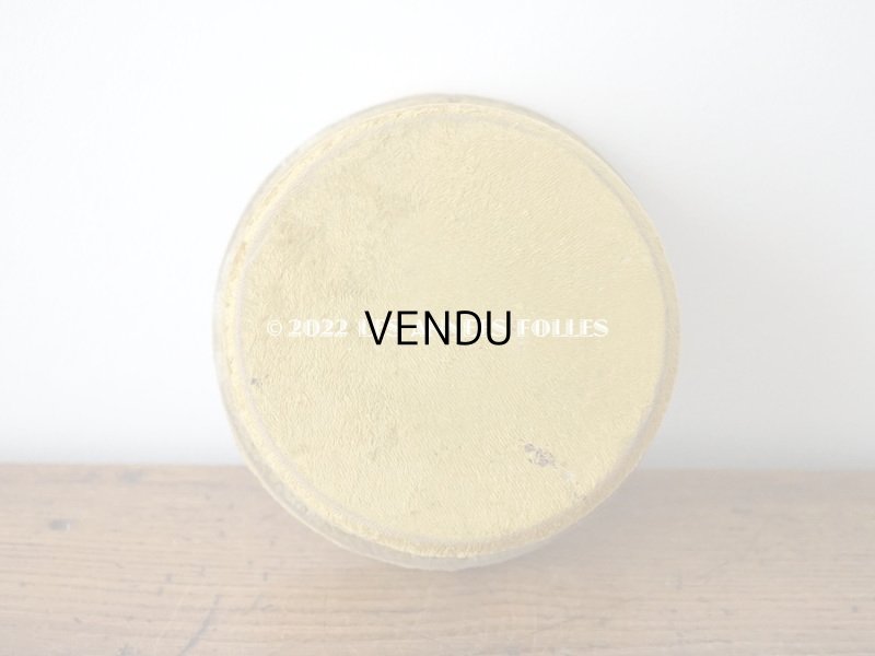 画像5: 1900年代 アンティーク ベルベットの台座 マスタード ラウンド型