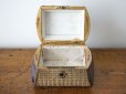 画像11: 19世紀 アンティーク ナポレオン3世時代 パニエ型　お菓子箱 ハンドル & 鍵穴付き チョコレートボックス 木箱 