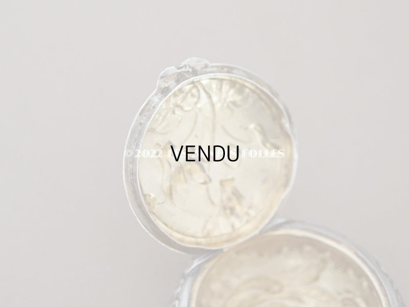 画像7: アンティーク シルバー製 シクラメンのパウダーケース