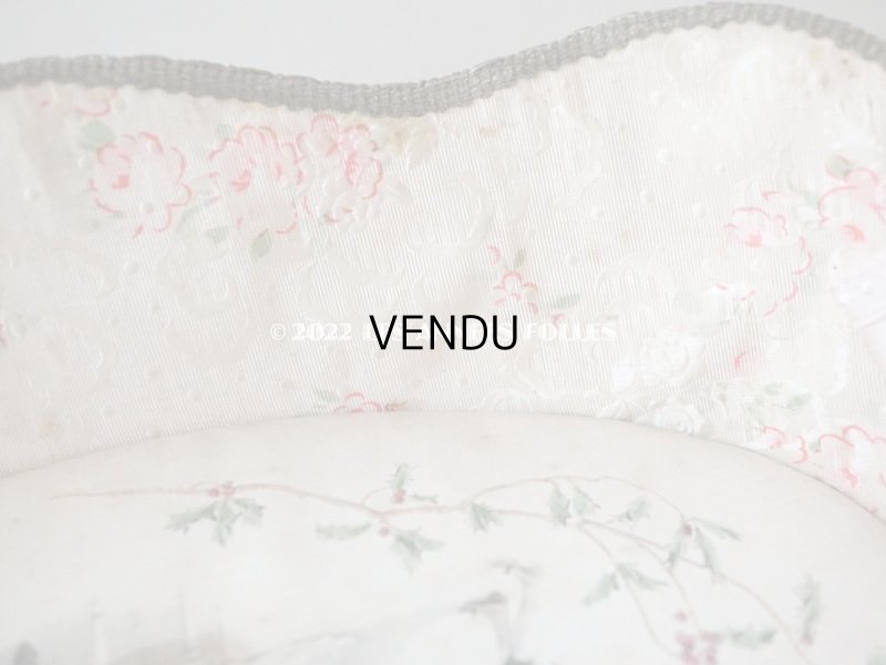 画像10: 1907年 アンティーク ピンクのリボンが結ばれた　バテムのシルク製パニエ　薔薇模様