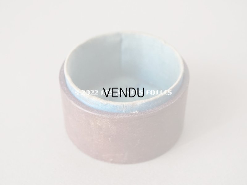 画像8: 19世紀末 アンティーク 本革製 ジュエリーボックス ブルーのシルク製クッション ガラスの蓋