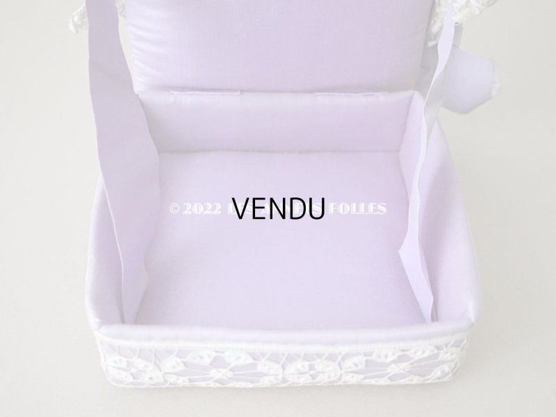 画像9: 19世紀末　アンティーク 大きなリボンが結ばれた ソーイングボックス　ラヴェンダー　ボビンレース