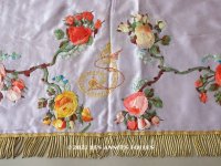 19世紀 アンティーク 教会の祭壇布　薔薇の大きなリボン刺繍入り　290✗75cm