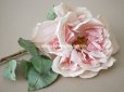 画像4: 1900年代 アンティーク　薔薇の大きな布花 パウダーピンク　クウォーター・ロゼット咲き