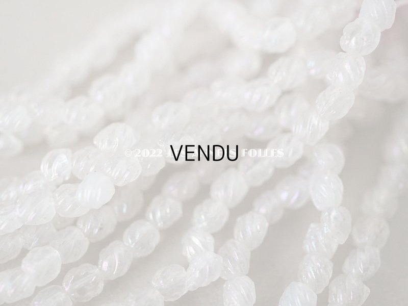 画像4: アンティーク ガラス製 ツイストビーズ オーロラ加工 3mm弱  約180ピース