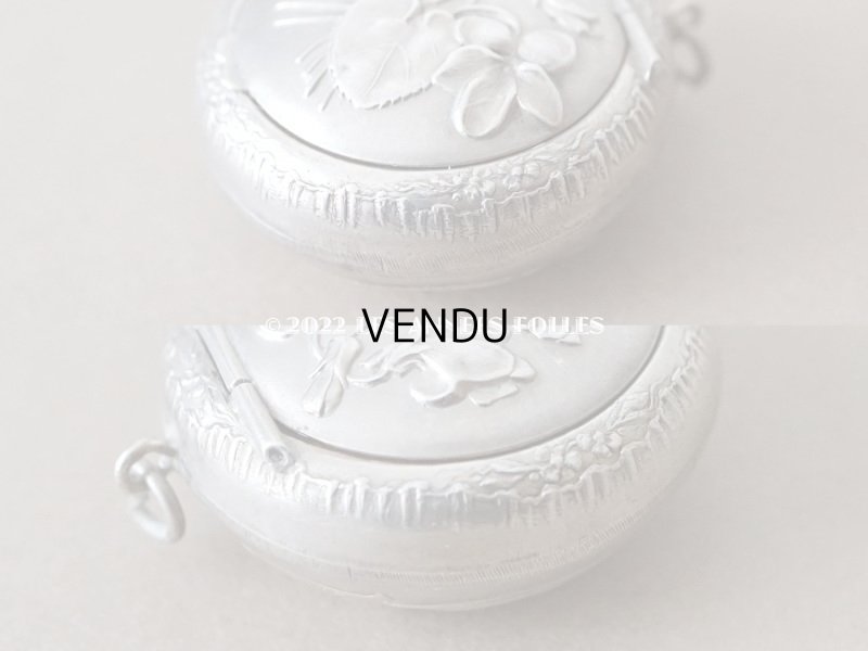 画像8: アンティーク シルバー製 菫のパウダーケース ミラー付き シャトレーヌ用