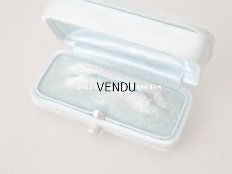 画像7: 1900年代 アンティーク  シルクサテンのジュエリーボックス  パウダーブルー