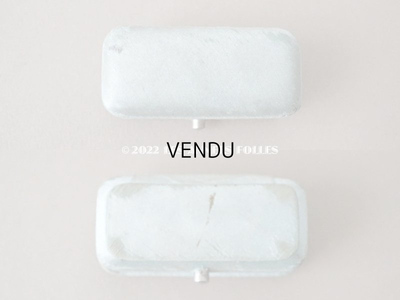 画像3: 1900年代 アンティーク  シルクサテンのジュエリーボックス  パウダーブルー