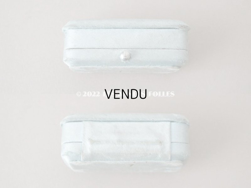 画像4: 1900年代 アンティーク  シルクサテンのジュエリーボックス  パウダーブルー