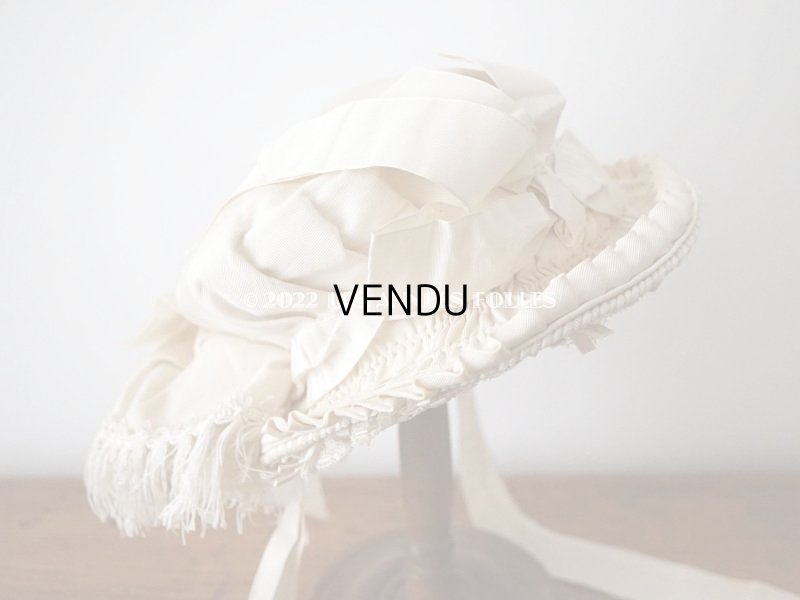 画像4: 19世紀末 アンティーク 小さな女の子用 帽子 オフホワイト 大きなリボン&フリンジ