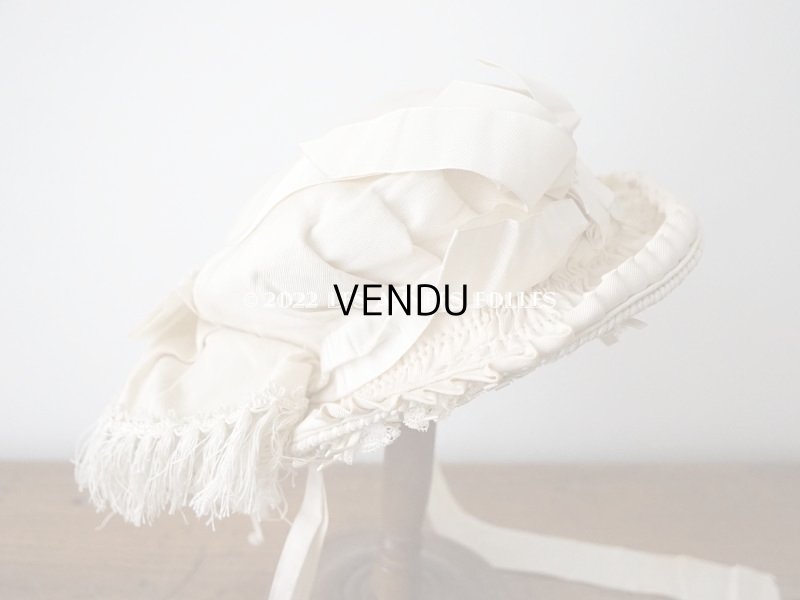 画像3: 19世紀末 アンティーク 小さな女の子用 帽子 オフホワイト 大きなリボン&フリンジ