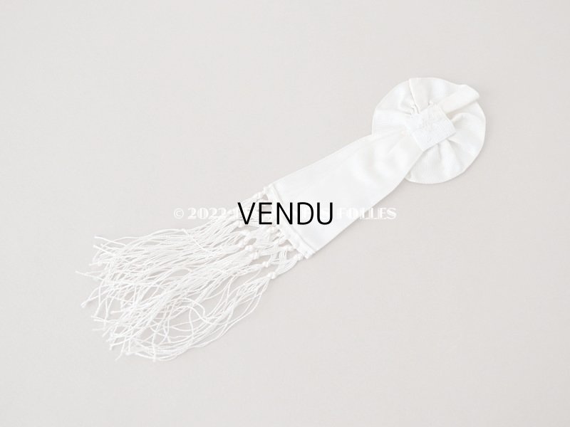 画像3: 1900年代 アンティーク 小さな胸章 シルク製 オフホワイト ドール用