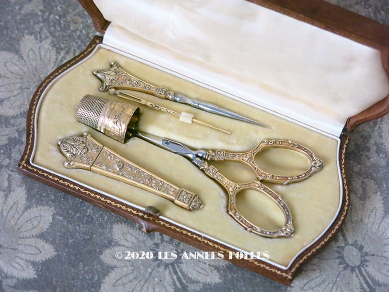 画像10: 19世紀末 アンティーク ヴェルメイユ製  薔薇模様 ニードルケース