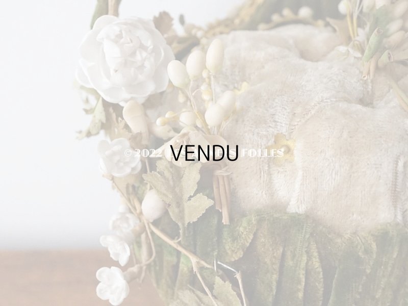 画像9: 【12周年セール対象外】1900年頃 アンティーク  グローブ・ド・マリエのパニエ型クッション  ワックスフラワーのティアラ&ブートニア付き