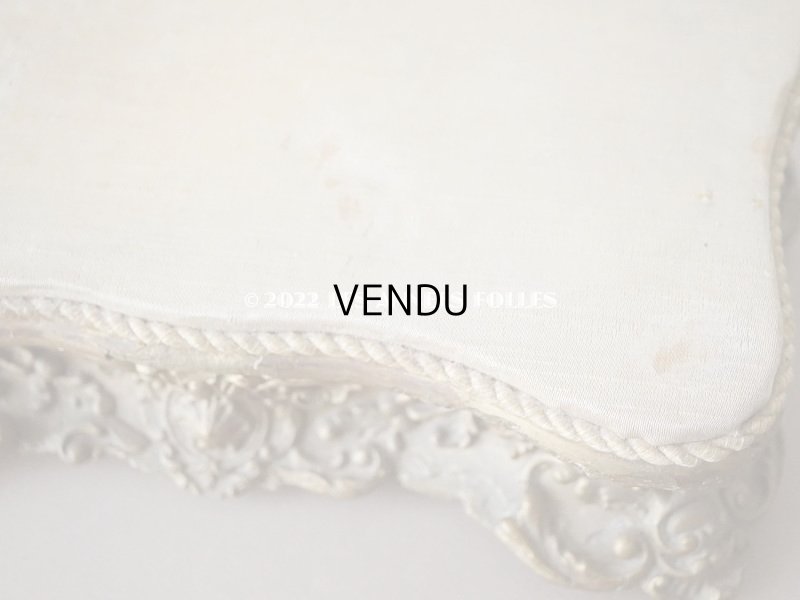 画像5: 【12周年セール対象外】19世紀末 アンティーク ロカイユ装飾の台座 ブラウンのベルベット