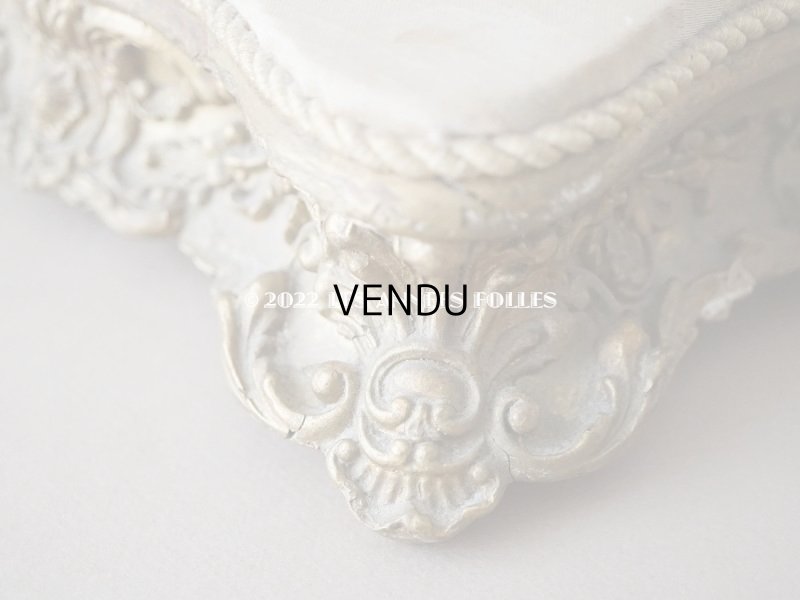 画像13: 【12周年セール対象外】19世紀末 アンティーク ロカイユ装飾の台座 ブラウンのベルベット