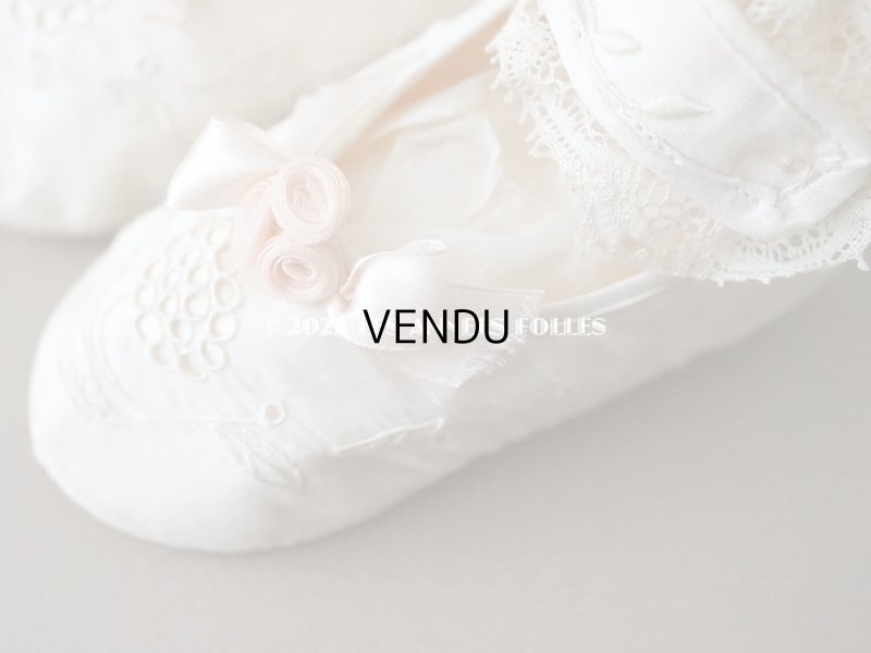 画像7: 【12周年セール対象外】1900年代 アンティーク ベビーシューズ  花模様の手刺繍入り ピンクのロココモチーフ付き