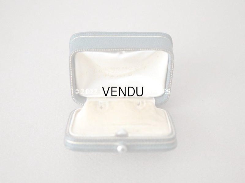 画像7: 【12周年セール対象外】19世紀末 アンティーク  本革製　ピアス用　小さなジュエリーボックス　イニシャル入り スモーキーなブルーグリーン 