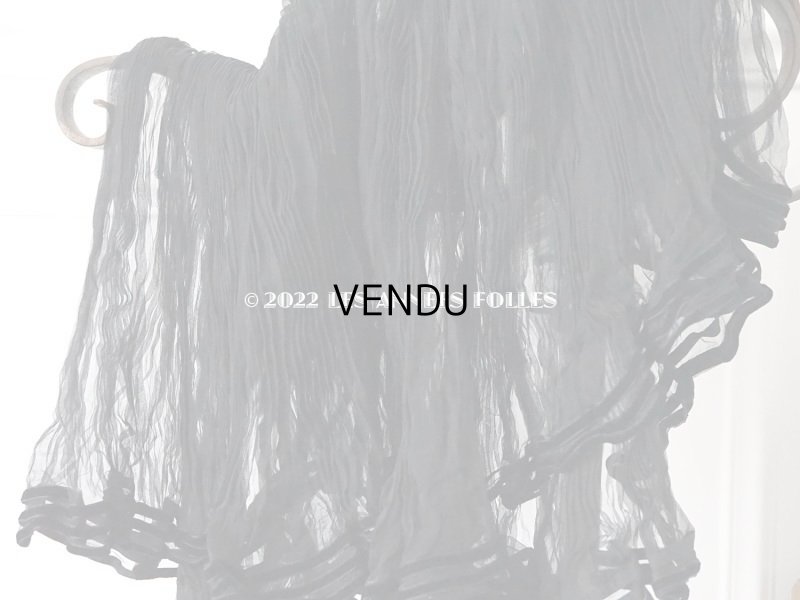 画像3: 19世末 アンティーク 未使用 黒のシルクオーガンジーのドレスの裾 約2〜3m 55cm幅