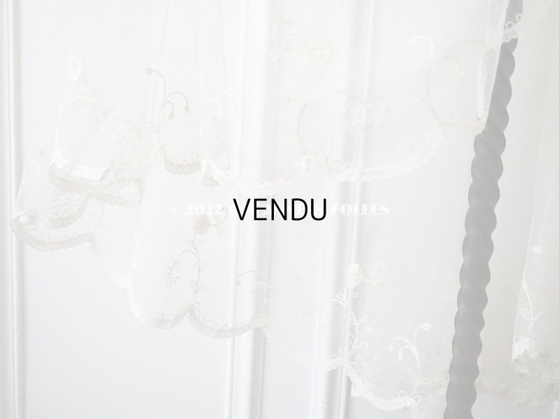 画像3: アンティーク ウェディングヴェール 花のモチーフ付き 直径 約2.2m　ボビンレース＆チェーン刺繍