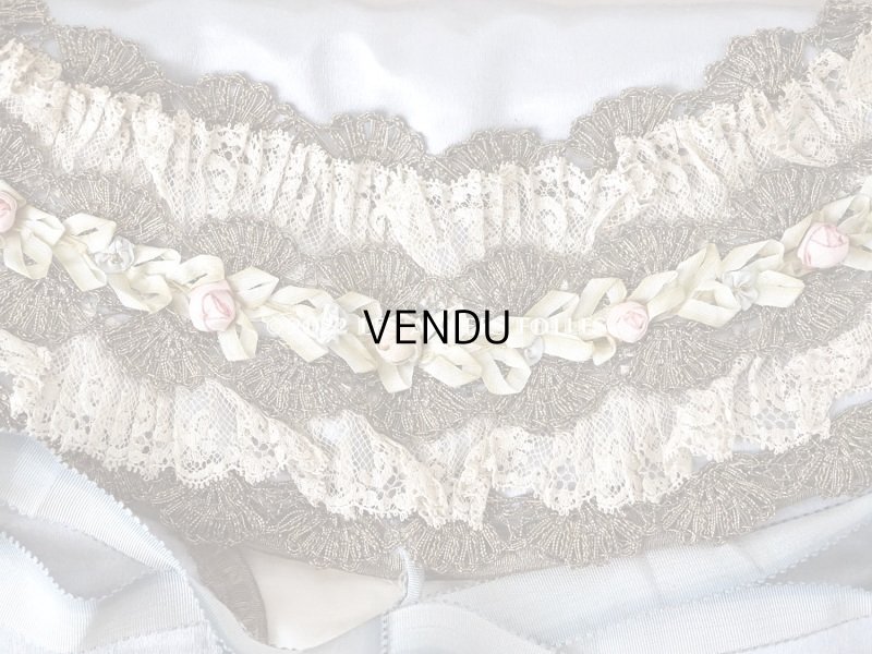 画像5: アンティーク シルク製 ハンキーケース ロココトリム＆レース　グレイッシュブルー ハンカチ用ポシェット - A LA PENSEE PARIS -