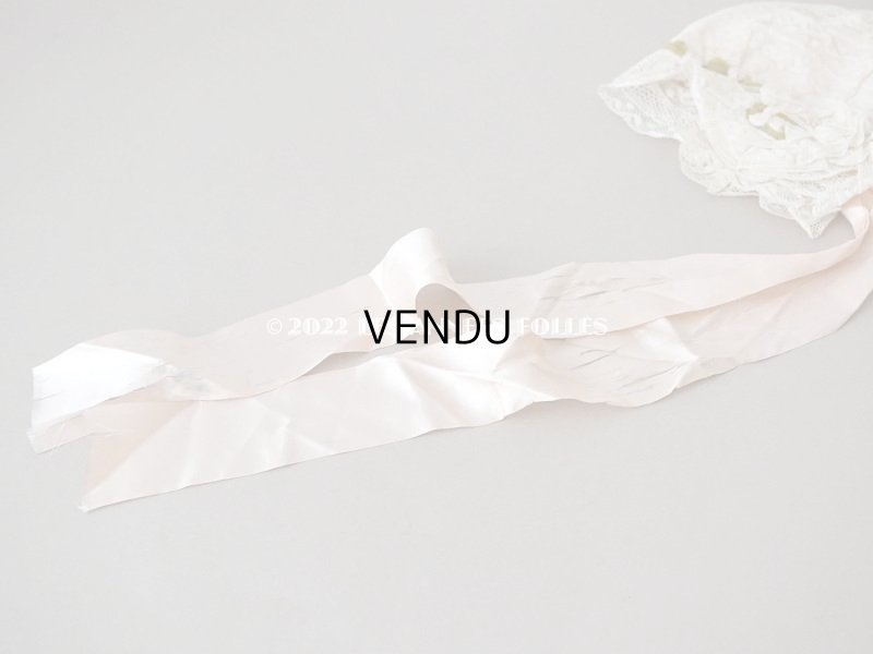 画像12: 1920年代 アンティーク  レースのボネ パウダーピンクの薔薇のロココトリム＆ピンクのシルクリボン付き 